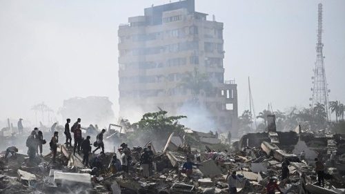 Venezuela, si aggrava il bilancio del terremoto: 235 vittime e 49 mila dispersi