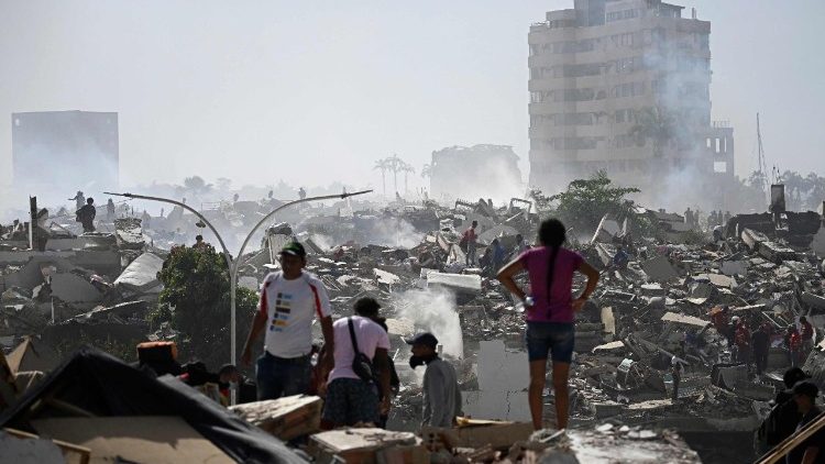 Die Folgen des Erdbebens in La Guaira, dem am stärksten betroffenen Ort, der dreißig Kilometer von der Hauptstadt Caracas entfernt liegt.