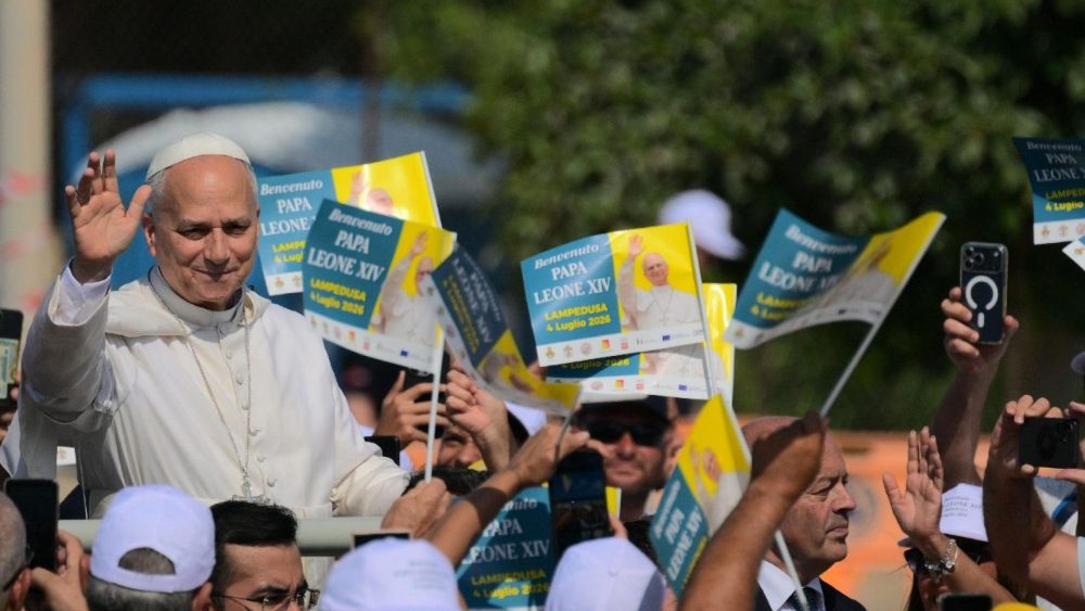 ITALY-VATICAN-POPE-LAMPEDUSA-MIGRANTS