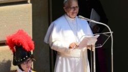 VATICAN-RELIGION-POPE-ANGELUS