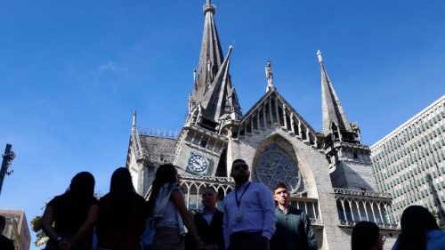 Colombia, l’arcivescovo di Manizales: "Il terremoto &egrave; stato sconvolgente"