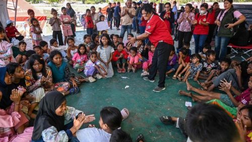 Indonesia, istruzione interrotta per oltre 8.000 bambini dopo il sisma