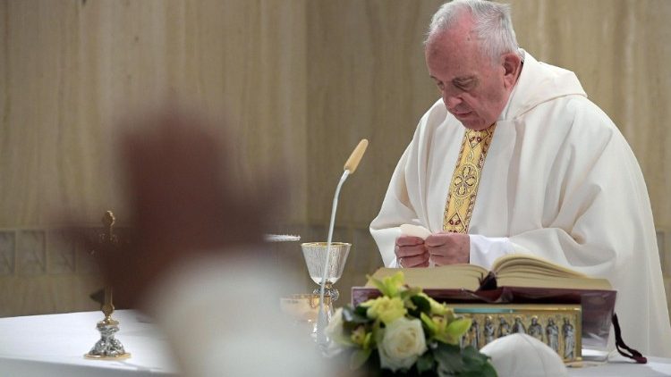 Papa: messa a Santa Marta