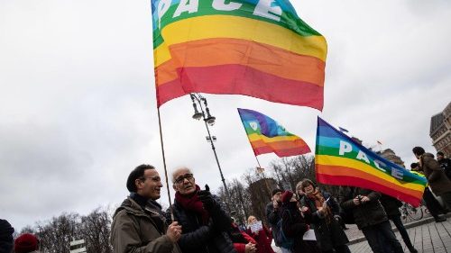 D: Mehr als 10.000 Menschen unterst&uuml;tzen Abr&uuml;stungsappell