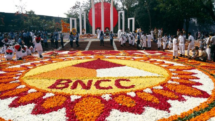 பங்களாதேஷில் உலக தாய் மொழி தினக் கொண்டாட்டம்