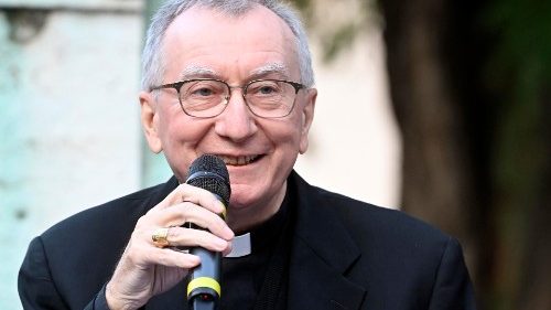 സഹോദര്യപൂർണ്ണമായ സ്നേഹത്തിൽനിന്നാണ് ലോകത്തിൽ പ്രത്യാശയുണ്ടാകുന്നത്: കർദ്ദിനാൾ പരൊളീൻ