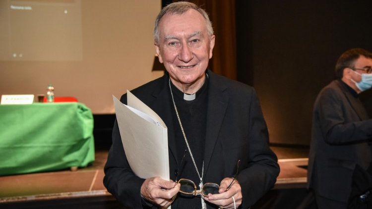 الكاردينال بارولين يكتب مقدمة كتاب جديد يسلط الضوء على تاريخ الكنيسة في الصين