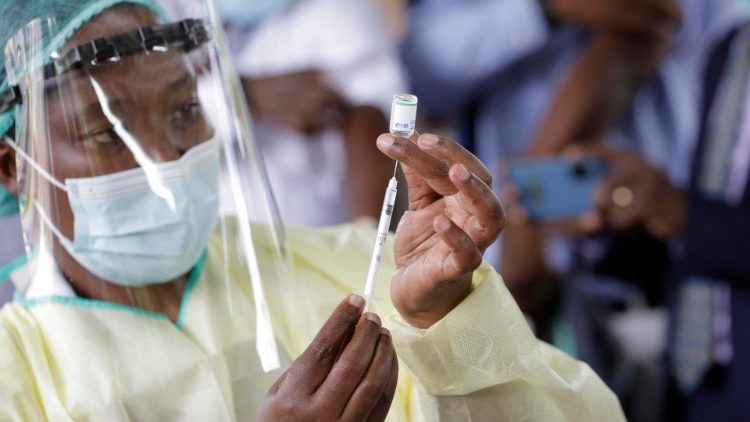 Escassez de pessoal qualificado, um dos problemas da saúde em África