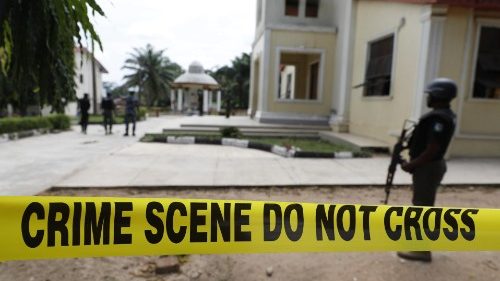 Нігерыя: крывавы напад на сем вёсак, Касцёл ратуе людзей