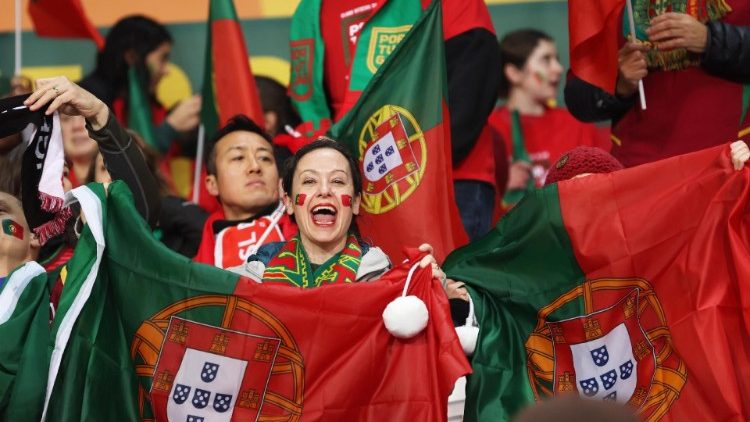 Mwenyezi Mungu anawapenda jinsi walivyo hata katika udhaifu wa mwili na hali yao ya dhambi, Mwenyezi Mungu ni Baba wa wote pasi na ubaguzi 