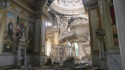 Wnętrze katedry pw. Przemienienia Pańskiego po rosyjskim ostrzale, Odessa, 23 lipca 2023