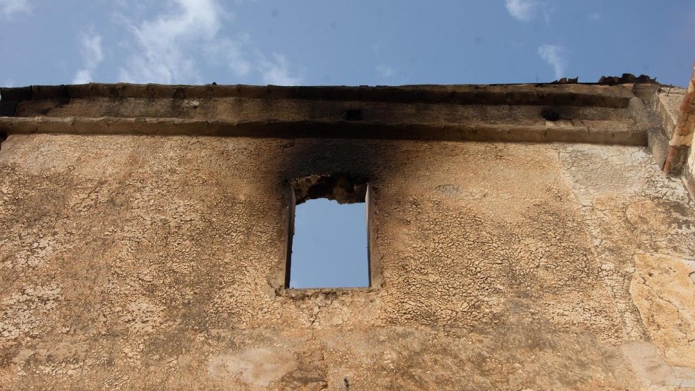 O convento de Santa Maria di Gesù também foi atingido pelos incêndios, Palermo, 25 de julho de 2023. ANSA / FRANCESCO MILITELLO MYRTO