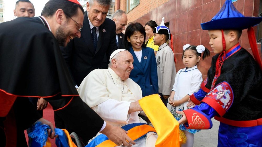 Pope Francis starts his first journey to Mongolia