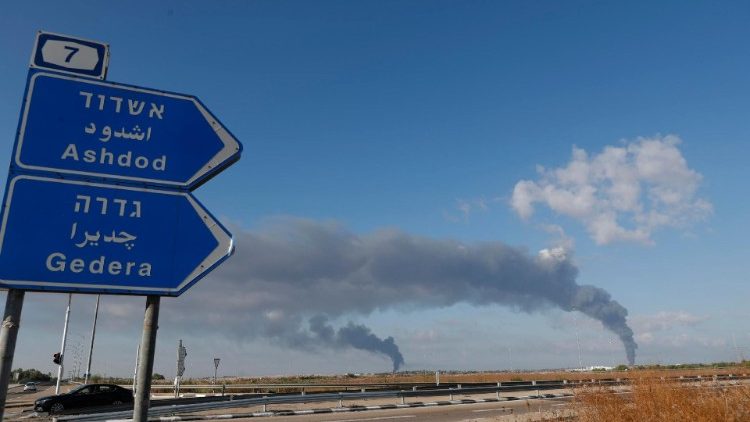 Lanci di razzi da Gaza su Israele