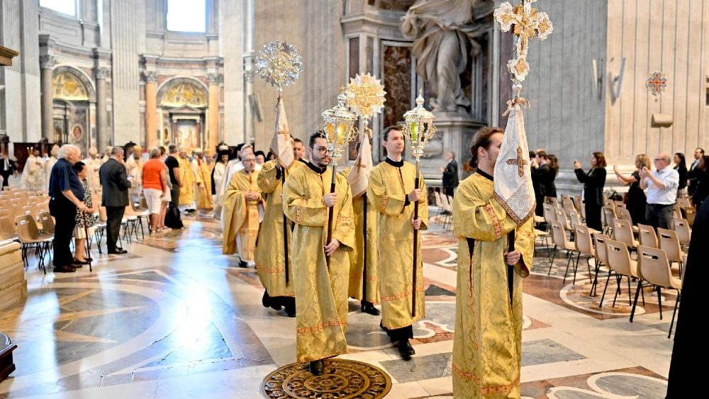 Святая Імша для ўдзельнікаў Сінода Біскупаў