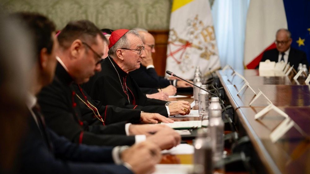 Двухбаковая сустрэча Святога Пасада з урадам Італіі