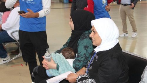St. Egidio Community brings 51 Syrian refugees to Rome