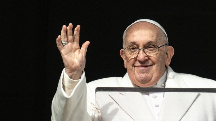 Papst Franziskus beim Angelus am Hochfest Maria Empfängnis