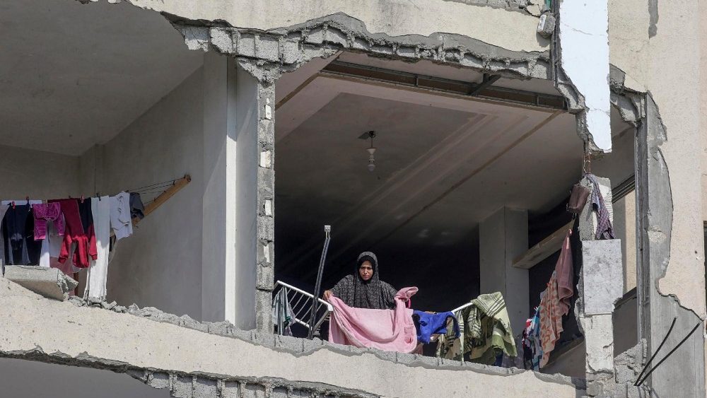 Destruição no campo de refugiados de Al Nuseirat após os ataques militares israelenses (Ansa)