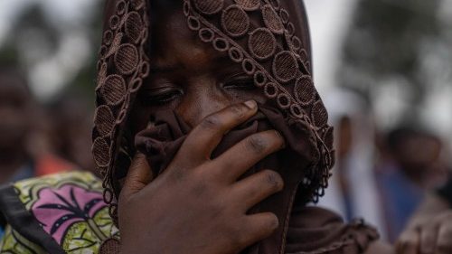 Francesco: la gente viene uccisa, mentre prosperano gli affari di morte. Uno scandalo!