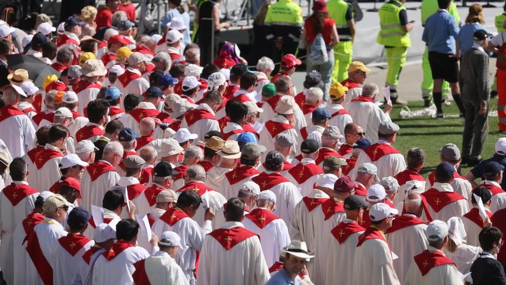 Святая Імша на стадыёне Бэнтэгодзі (Bentegodi) ў Вероне