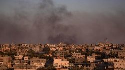 Proseguono i bombardamenti israeliani a Rafah, nel sud della Striscia di Gaza
