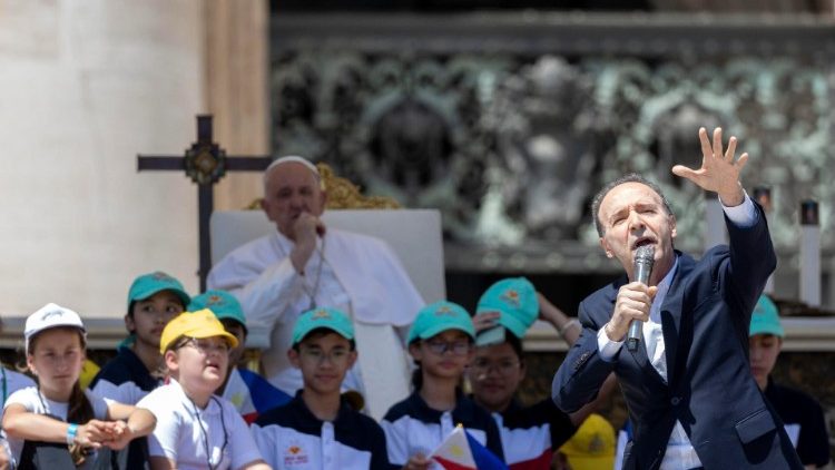 Roberto Benini počas Svetových dní detí