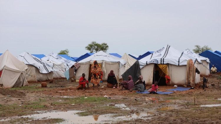 Camp for internally displaced persons in Sennar State, Sudan