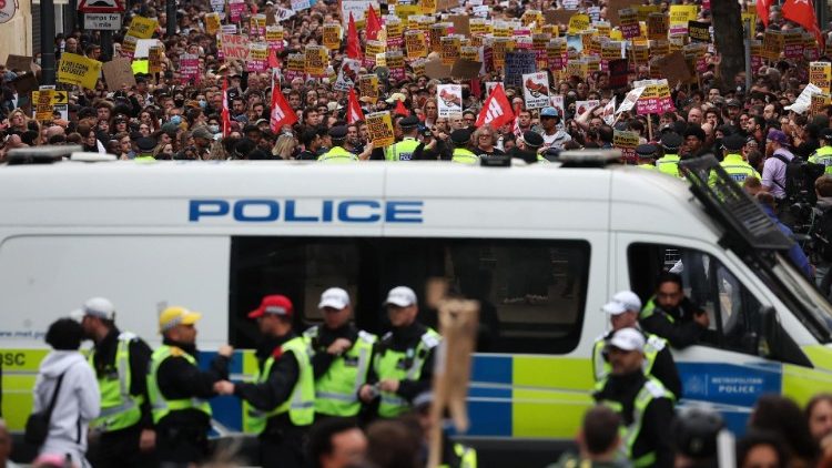 Protesty po zabójstwie dzieci w Southport