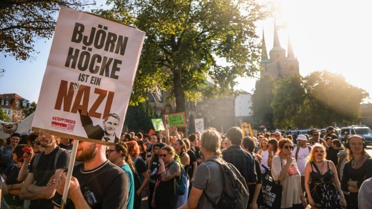Illustrationsbild - Demonstration in Thüringen gegen die AfD (Archivbild, 31.8.2024)