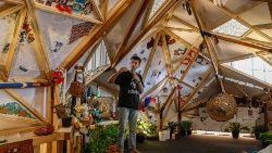 इन्डोनेशिया वासी संत पापा के स्वागत की तैयारी में