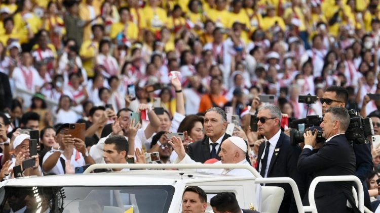 इंडोनेशिया में पोप फ्रांँसिस की ख्रीस्तयाग