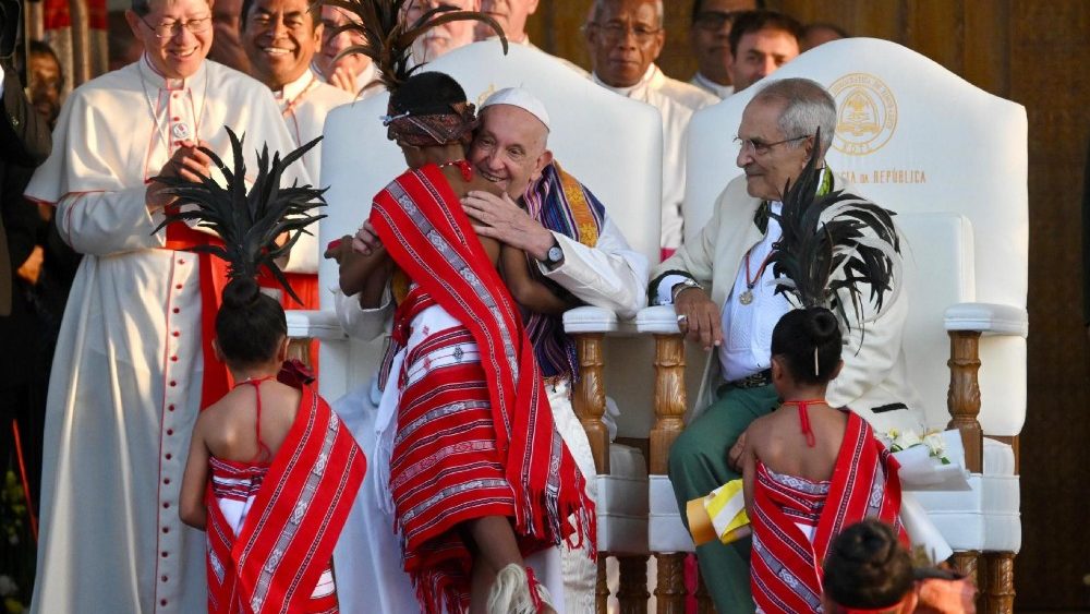 Papa, Timor Est soffre povert�,emigrazione,alcol e bande giovani
