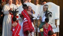 Papa, Timor Est soffre povert�,emigrazione,alcol e bande giovani