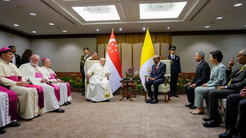 Il Papa, in contesto conflitti rafforzare multilateralismo