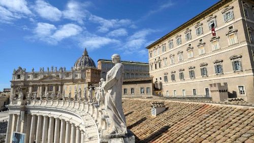 Angelus. P&aring;ven: K&auml;rlek &auml;r sann lycka - makar ska vara &ouml;ppna f&ouml;r livet