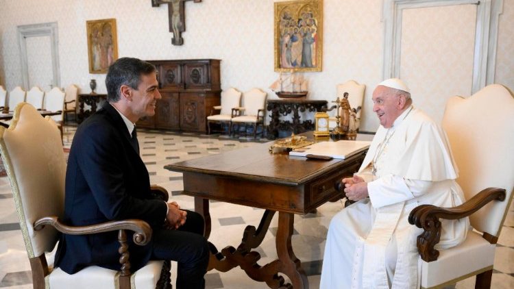 Ebenfalls beim Papst war an diesem Freitag der spanische Regierungschef Pedro Sánchez