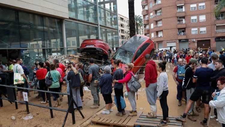 More than 150 killed in flash floods across Spain