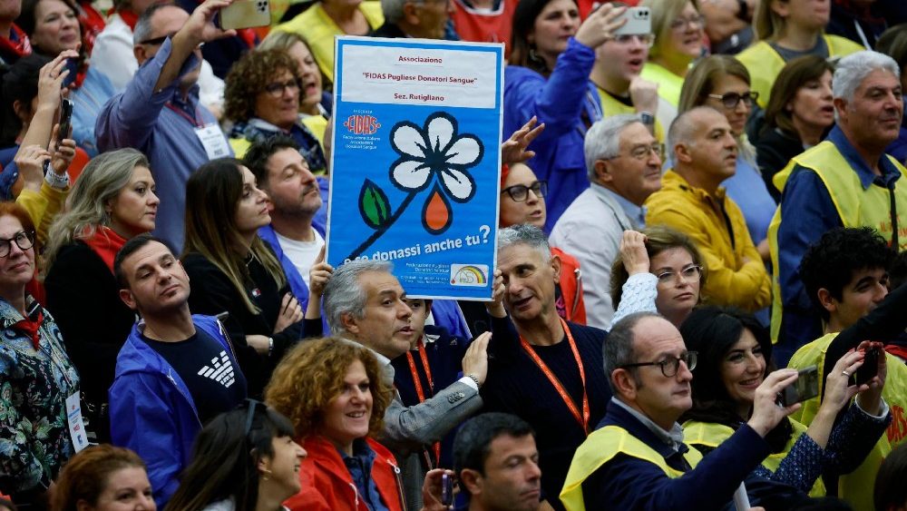 Падчас аўдыенцыі з прадстаўнікамі Італьянскай федэрацыі асацыяцый донараў крыві