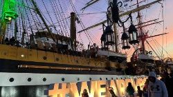 Die Amerigo Vespucci bem Start ihrer Weltreise Ende Dezember (Archivbild)