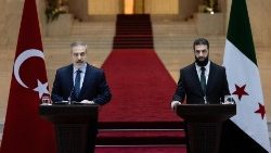 El encuentro entre al-Jolani y Fidan en Damasco