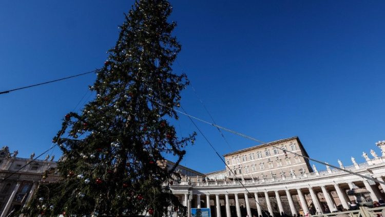 Úrangyala ima Karácsony másnapján  