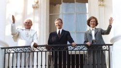 Jonas Paulius II, prezidentas Jimmy Carteris ir prezidento žmona Rosalynn Carter