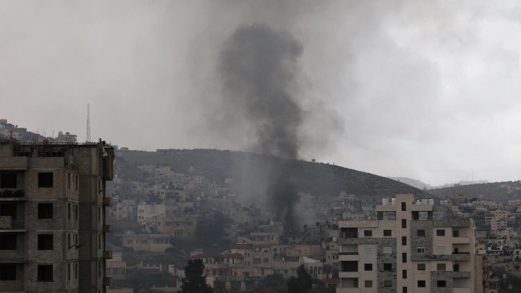 I bombardamenti durante l'operazione israeliana contro gli estremisti