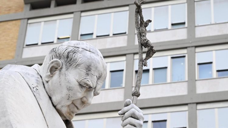 ليلة مرت بشكل جيّد على البابا فرنسيس في مستشفى جيميلي