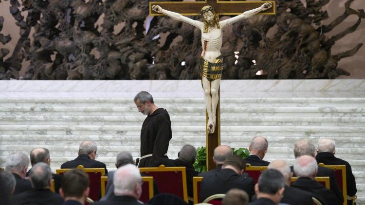 Pater Roberto Pasolini, OFM Cap håller fastans predikningar