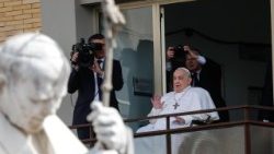 Pope Francis gives blessing from Rome's Gemelli Hospital on 23 March 2025