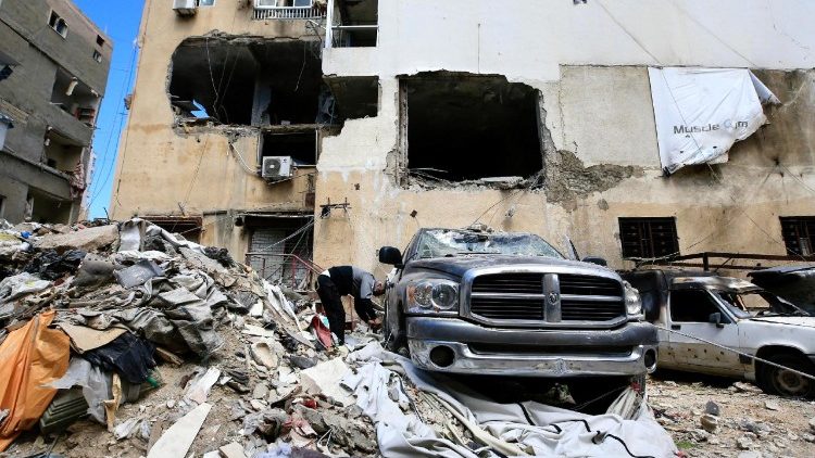 Efeito dos ataques israelenses no sul da Líbano (Ansa)