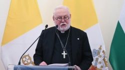 Erzbischof Paul Richard Gallagher bei seinem Besuch in Budapest