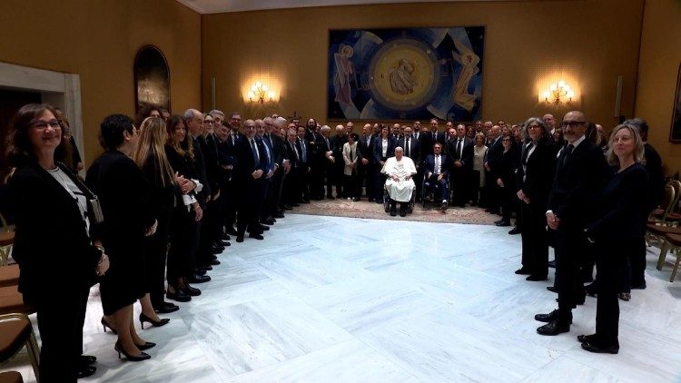 Baba Mtakatifu Francisko, Jumatano tarehe 16 Aprili 2025 amekutana na kuzungumza na wafanyakazi  wa Mfuko wa Hospitali ya Chuo Kikuu cha Agostino Gemelli